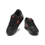 Nike Air Max 90 DX9272-001 - 洗練されたブラックデザインとレッドスウッシュ Nike Air Max 90 DX9272-001 - レッドスウッシュが映えるブラックスニーカー