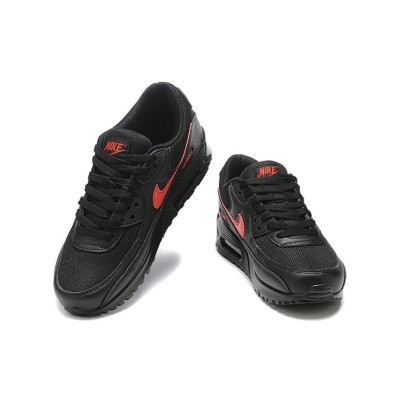 Nike Air Max 90 DX9272-001 - レッドスウッシュが際立つブラックスニーカー | 洗練されたデザインと日常の快適さ