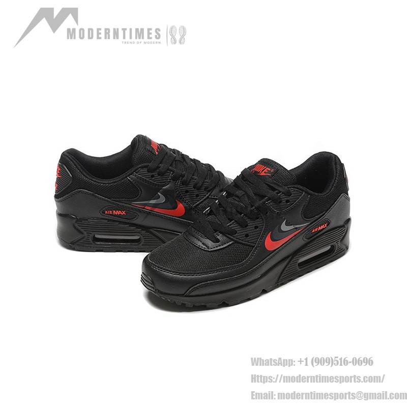 Nike Air Max 90 DX9272-001 - 洗練されたブラックデザインとレッドスウッシュ Nike Air Max 90 DX9272-001 - レッドスウッシュが映えるブラックスニーカー