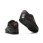 Nike Air Max 90 DX9272-001 - 洗練されたブラックデザインとレッドスウッシュ Nike Air Max 90 DX9272-001 - レッドスウッシュが映えるブラックスニーカー