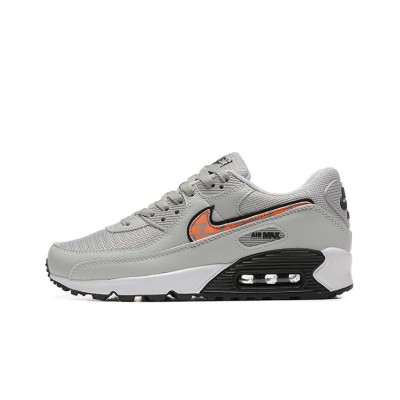 Nike Air Max 90 DZ5637-001 - グレーのスニーカー、ブラック＆オレンジスウッシュ付き | 大胆なコントラストと毎日の快適さ