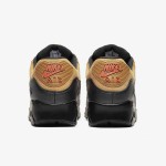 Nike Air Max 90 Essential 'タンスエード/ブラック' AJ1285-700 - レトロスタイルとMax Airクッショニング Nike Air Max 90 Essential 'タンスエード/ブラック' AJ1285-700 - ブラックオーバーレイが特徴のスエードスニーカー
