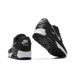 Nike Air Max 90 FD0657-001 - 洗練されたブラックスニーカー Nike Air Max 90 FD0657-001 - ブラックスニーカー&メタリックシルバースウッシュ