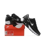 Nike Air Max 90 FD0657-001 - 洗練されたブラックスニーカー Nike Air Max 90 FD0657-001 - ブラックスニーカー&メタリックシルバースウッシュ