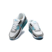 Nike Air Max 90 FD0678-100 - ホワイト＆ブルーアクセント | 卓越した快適性と象徴的なスタイル