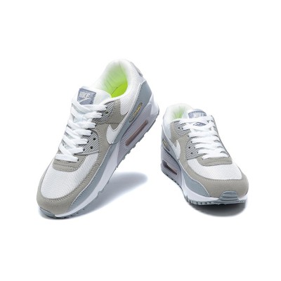 Nike Air Max 90 FJ4824-001 - ホワイト、ベージュ＆グレースニーカー | クラシックデザイン＆日常の快適さ