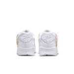Nike Air Max 90 Premium 'Lucky Charms' - ラグジュアリーなホワイト&ゴールド ゴールドチェーンアクセントが際立つ純白のNike Air Max 90 Premium 'Lucky Charms' DH0569-100
