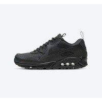Nike Air Max 90 Surplus CQ7743-001 - トリプルブラックの頑丈なスニーカー | オールウェザー快適性と耐久性のデザイン