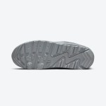 Nike Air Max 90 Surplus DC9389-001 - Durable Wolf Grey Sneakers Nike Air Max 90 Surplus DC9389-001 - Wolf Grey Sneakers with Rugged Design