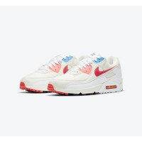 Nike Air Max 90 DD8496-161 - 「The Future is in the Air」エディション | 赤と青のアクセントが際立つクリームスニーカーでタイムレスなスタイルを演出