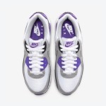 Nike Air Max 90 WMNS 'パープルアクセント' CD0490-103 - スタイリッシュなレトロスタイルとMax Airの快適さ Nike Air Max 90 WMNS 'パープルアクセント' CD0490-103 - ホワイトとグレーにパープルのアクセントを効かせたスニーカー