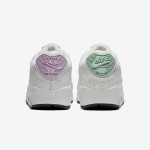 Nike Air Max 90 WMNS 'バレンタインデー' CI7395-100 - ロマンチックデザインとパステルアクセント Nike Air Max 90 WMNS 'バレンタインデー' CI7395-100 - パステルアクセントとハートディテールのホワイトスニーカー