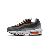 ナイキ エア マックス 95 CZ0191-001 ブラックグレー スペックルド オレンジ スニーカー - エアクッション快適性＆トレンディデザイン
