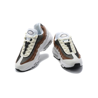 タイムレスエレガンス：Nike Air Max 95 Cashmere DB0250-100 ホワイト＆ブラウンレトロスニーカー - 快適さとスタイルの完璧な融合