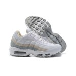 Nike Air Max 95 DA8731-100 ホワイト、ベージュ&グレー スニーカー Nike Air Max 95 DA8731-100 ホワイト、ベージュ&グレー スニーカー 側面図