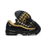 Nike Air Max 95 'Black Elemental Gold' DM0011-004 – クラシックなレトロスニーカー、Air Maxクッションとブラック&ゴールドの配色 Nike Air Max 95 'Black Elemental Gold' DM0011-004 レトロランニングシューズ、Air Maxクッションと通気性の良いアッパー