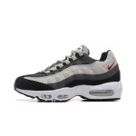 Nike Air Max 95 DM0011-010 クラシックスポーツスタイルスニーカー Nike Air Max 95 DM0011-010 スニーカー - クラシックスポーツスタイルでクッション性抜群