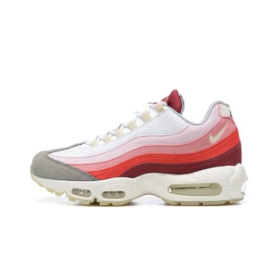 Nike Air Max 95 DM0012-600 メンズランニングシューズ | スタイリッシュな赤色配色 | 快適なエアクッションスニーカー、日常使いとスポーツに最適