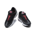 Nike Air Max 95 DQ3982-001 メンズ ランニングシューズ 見えるエアクッション Nike Air Max 95 DQ3982-001 メンズ クラシックランニングシューズ、快適なクッション、スタイリッシュなデザイン