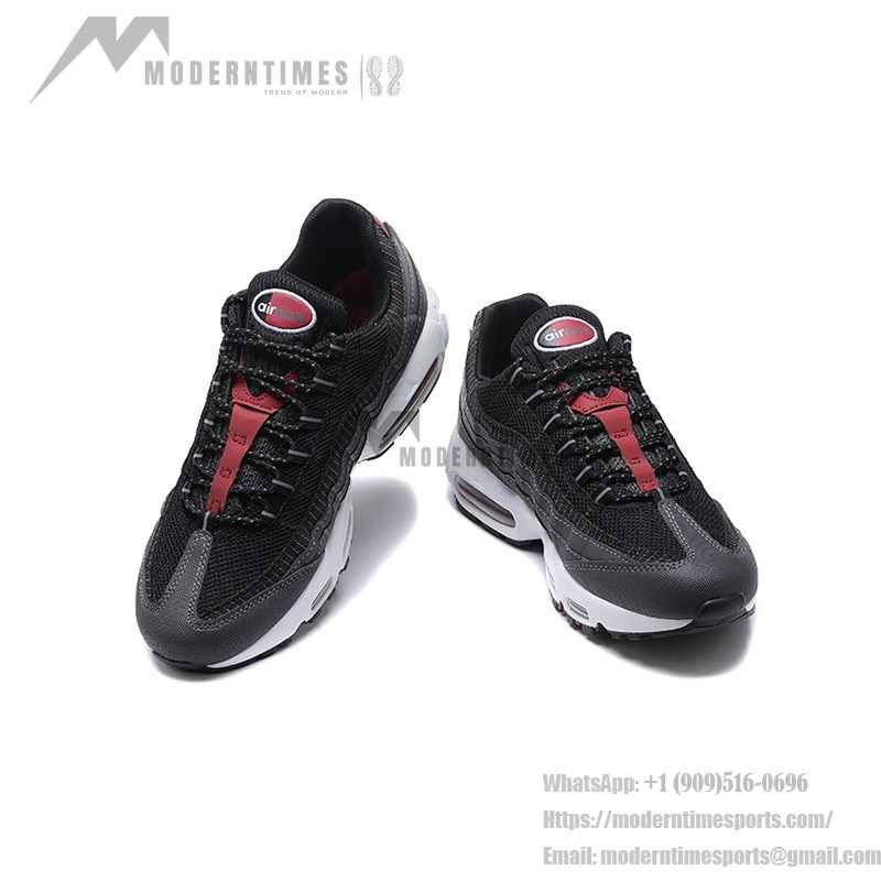 Nike Air Max 95 DQ3982-001 メンズ ランニングシューズ 見えるエアクッション Nike Air Max 95 DQ3982-001 メンズ クラシックランニングシューズ、快適なクッション、スタイリッシュなデザイン