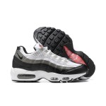 Nike Air Max 95 DQ3982-001 メンズ ランニングシューズ 見えるエアクッション Nike Air Max 95 DQ3982-001 メンズ クラシックランニングシューズ、快適なクッション、スタイリッシュなデザイン