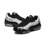 Nike Air Max 95 DX4615-100 メンズ エアクッション スニーカー クラシックレトロスタイル Nike Air Max 95 DX4615-100 メンズ エアクッション スニーカー クラシックなレトロデザイン