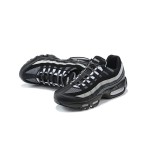 Nike Air Max 95 Essential CT1805-001 ブラック&スモークグレー スニーカー Nike Air Max 95 Essential CT1805-001 ブラック&スモークグレー スニーカー 側面図