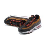 Nike Air Max 95 Essential CT1805-200 ユーコンブラウン&レッド スニーカー Nike Air Max 95 Essential CT1805-200 ユーコンブラウン&レッド スニーカー 側面図