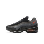 Nike Air Max 95 'Black Picante Reflective' FD0663-002 メンズ スニーカー – プレミアム Air Max クッションと反射的なデザイン Nike Air Max 95 'Black Picante Reflective' FD0663-002 メンズ ランニングスニーカー – 視認性を高める反射素材と大胆なカラーパレット