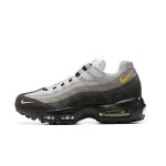 Nike Air Max 95 FD9775-001 メンズスニーカー – Air Maxクッションで快適さとスタイリッシュなデザイン Nike Air Max 95 FD9775-001 メンズスニーカー – アイコニックなAir Maxクッションとスタイリッシュなデザイン