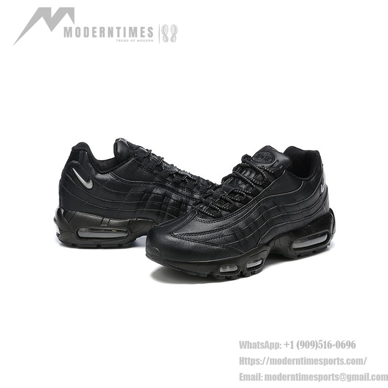 Nike Air Max 95 Essential 'Triple Black 20/23' CI3705-001 メンズ用オールブラックランニングシューズ Nike Air Max 95 Essential 'Triple Black 20/23' メンズ用エアクッションテクノロジー付きランニングシューズ
