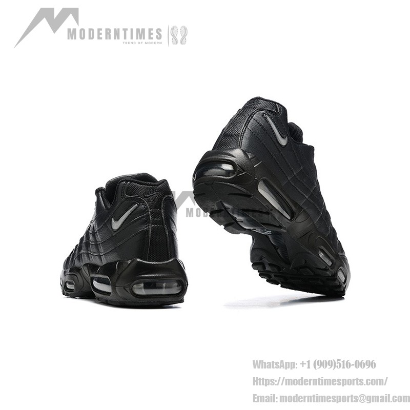 Nike Air Max 95 Essential 'Triple Black 20/23' CI3705-001 メンズ用オールブラックランニングシューズ Nike Air Max 95 Essential 'Triple Black 20/23' メンズ用エアクッションテクノロジー付きランニングシューズ