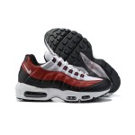 Nike Air Max 95 GS Bordeaux CJ3906-104 レッド&ブラック スニーカー Nike Air Max 95 GS Bordeaux CJ3906-104 レッド&ブラック スニーカー 側面図