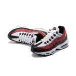 Nike Air Max 95 GS Bordeaux CJ3906-104 レッド&ブラック スニーカー Nike Air Max 95 GS Bordeaux CJ3906-104 レッド&ブラック スニーカー 側面図