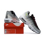 Nike Air Max 95 'Greedy 3.0' スニーカー - レトロマルチカラースタイル Nike Air Max 95 'Greedy 3.0' マルチカラーレトロスニーカー