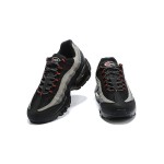 Nike Air Max 95 Logo CW7477-001 ブラック、グレー、レッド スニーカー Nike Air Max 95 Logo CW7477-001 ブラック、グレー、レッド スニーカー 側面図