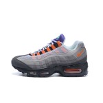 Nike Air Max 95 OG QS 810374-078 グレー&セーフティオレンジ スニーカー Nike Air Max 95 OG QS 810374-078 グレー&セーフティオレンジ スニーカー 側面図