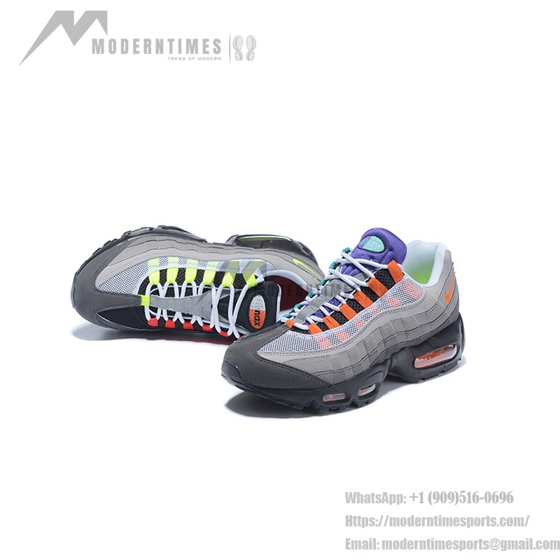 Nike Air Max 95 OG QS 810374-078 グレー&セーフティオレンジ スニーカー Nike Air Max 95 OG QS 810374-078 グレー&セーフティオレンジ スニーカー 側面図