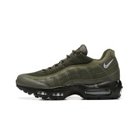 ナイキ エア マックス 95 DZ4511-300 オリーブ リフレクティブ スニーカー - スタイリッシュデザイン＆快適性