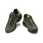 ナイキ エア マックス 95 DZ4511-300 オリーブ リフレクティブ スニーカー - スタイリッシュ&快適 エアクッション技術を備えたナイキ エア マックス 95 DZ4511-300 オリーブ リフレクティブ スニーカー