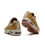 Nike Air Max 95 Premium Wheat Pack 538416-700 スニーカー ウィート、ブラウン、クリームカラーの Nike Air Max 95 Premium Wheat Pack 538416-700 スニーカー