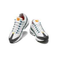 ナイキ エア マックス 95 DM0011-002 Prep School ホワイトグリーン スニーカー - フレッシュなデザイン＆エアクッション快適性