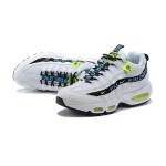Nike Air Max 95 Worldwide Pack CT0248-100 ホワイト&ブルースニーカー Nike Air Max 95 Worldwide Pack CT0248-100 ホワイト&ブルースニーカー 「Worldwide」ブランディング付き