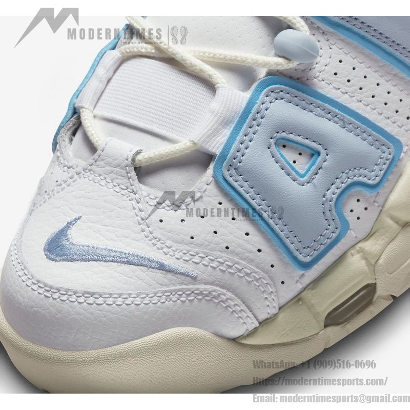 Nike Air More Uptempo White/Light Blue レトロバスケットボールシューズ クラシックなAIRデザインを備えた Nike Air More Uptempo White/Light Blue レトロバスケットボールシューズ