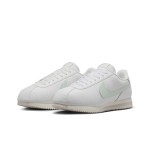 Nike Cortez Summit White Mint スニーカー Nike Cortez Leather Summit White Mint Light Bone DN1791-106 - ミントアクセント付きクラシックホワイトスニーカー