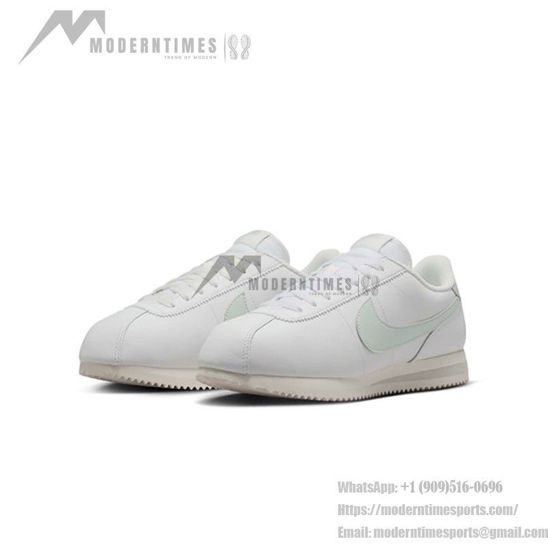 Nike Cortez Summit White Mint スニーカー Nike Cortez Leather Summit White Mint Light Bone DN1791-106 - ミントアクセント付きクラシックホワイトスニーカー