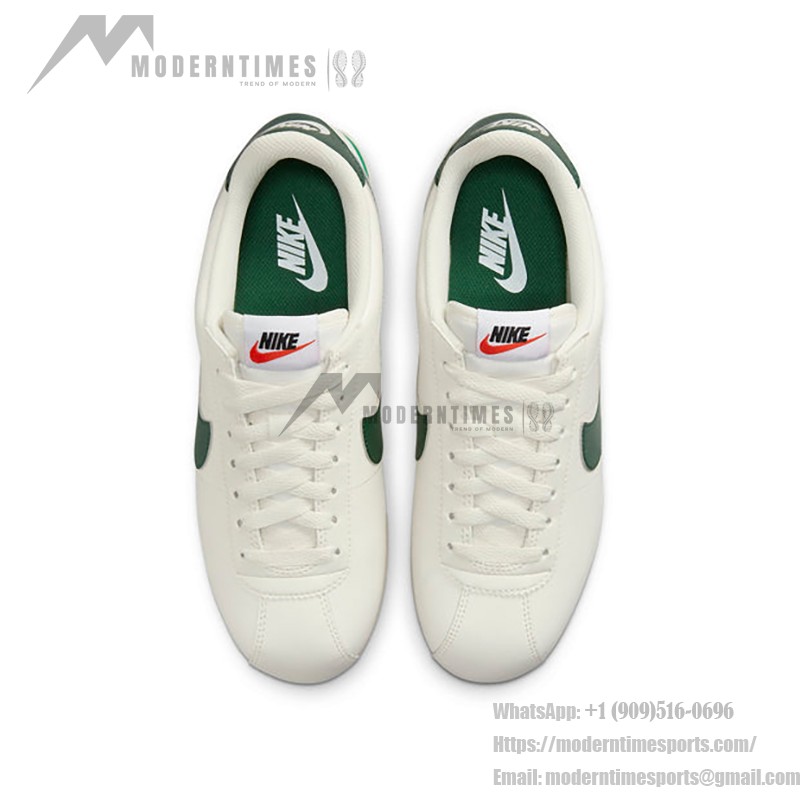 Nike Cortez Sail Gorge Green スニーカー Nike Cortez Sail Gorge Green DN1791-101 - ホワイトとグリーンのスニーカー