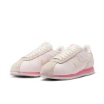 Nike Cortez Textile Light Soft Pink HF6410-666 Nike Cortez Textile Light Soft Pink HF6410-666 - レトロインスパイアのピンクスニーカー