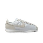 Nike Cortez Pure Platinum Tintスニーカー Nike Cortez Pure Platinum Tint FV5420-001 - シルバートーンのスニーカー
