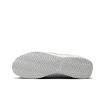Nike Cortez Pure Platinum Tintスニーカー Nike Cortez Pure Platinum Tint FV5420-001 - シルバートーンのスニーカー